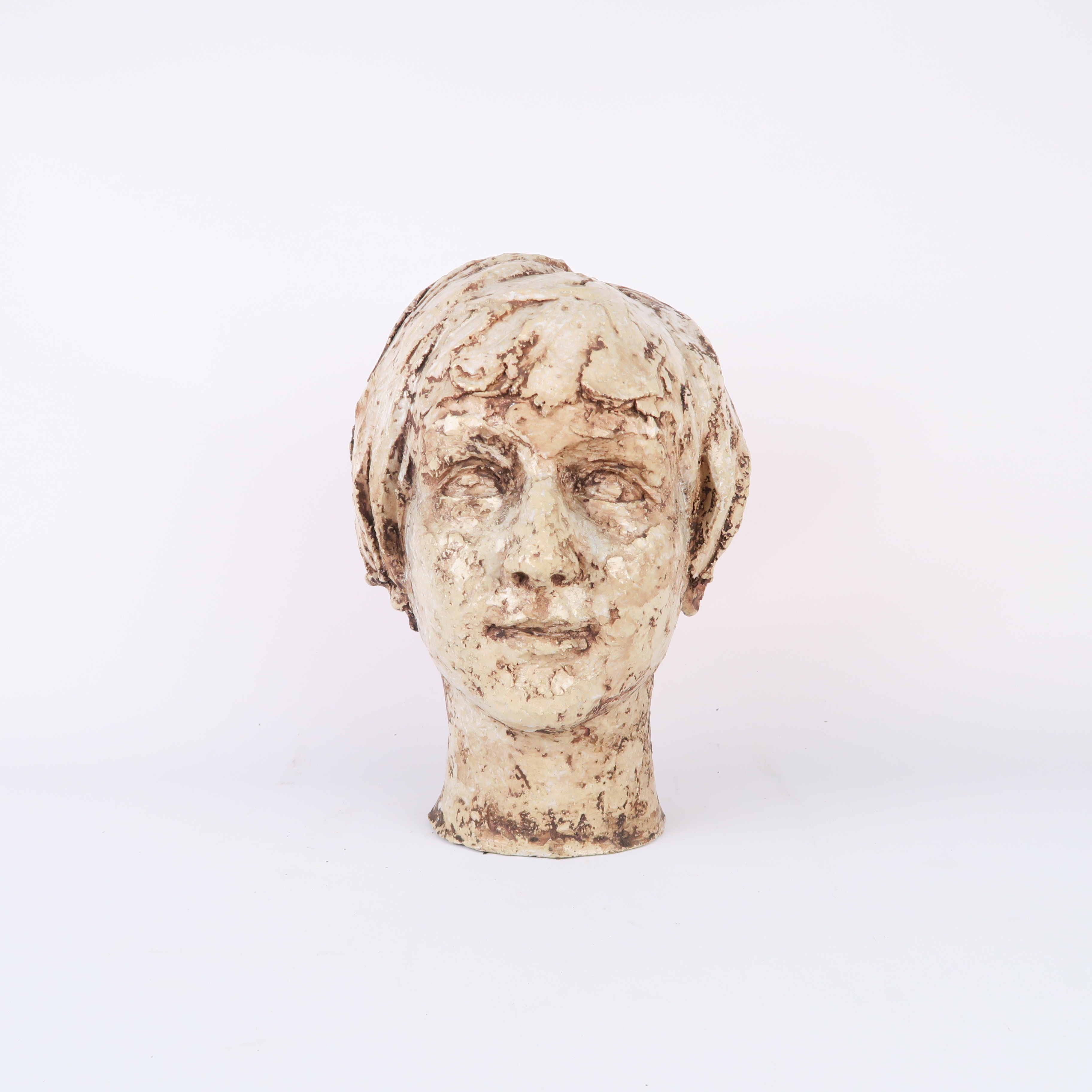 tête d'une femme en plâtre (patiné)