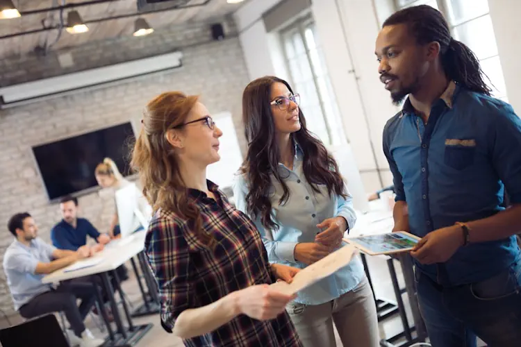 Engaging Alumni Early Using Alumni Software