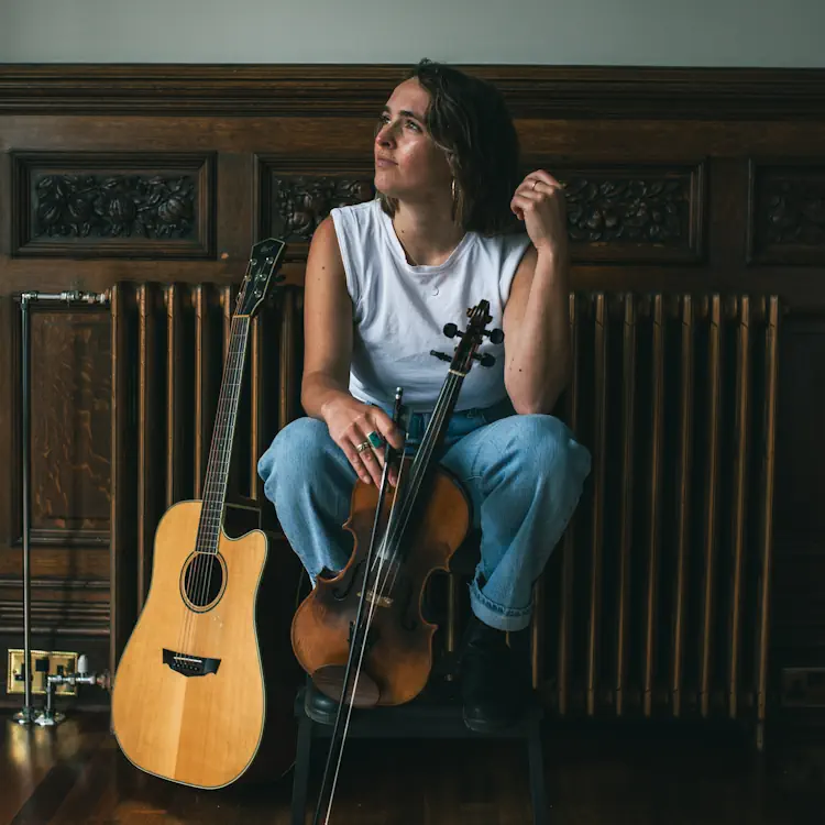 Grace Honeywell: Alumni Management Professional and Rising Artist