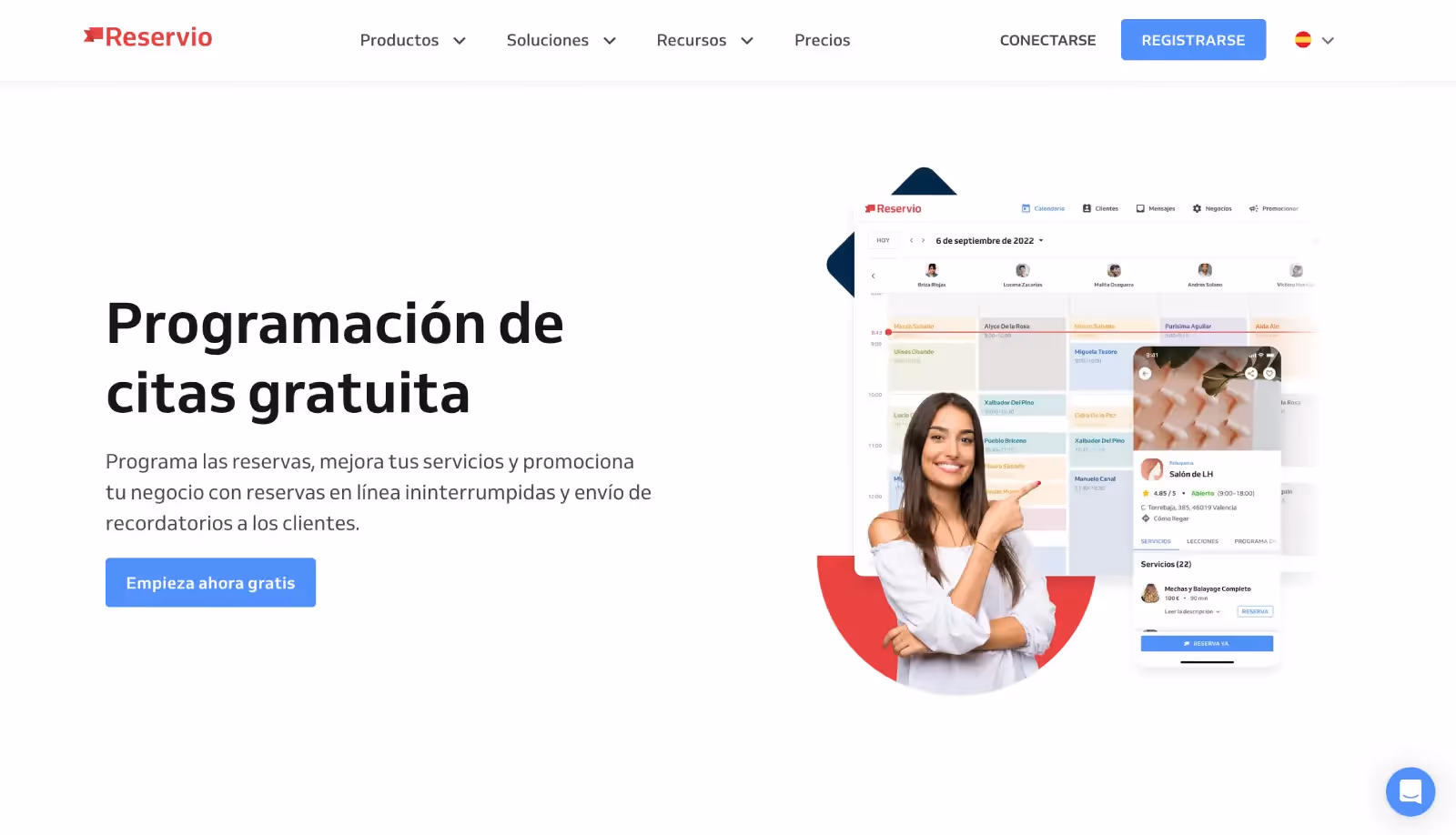 Página de Reservio: servicio de programación de citas. Banner 'Empieza ahora gratis'. Captura de pantalla de la app. Mujer señalando.