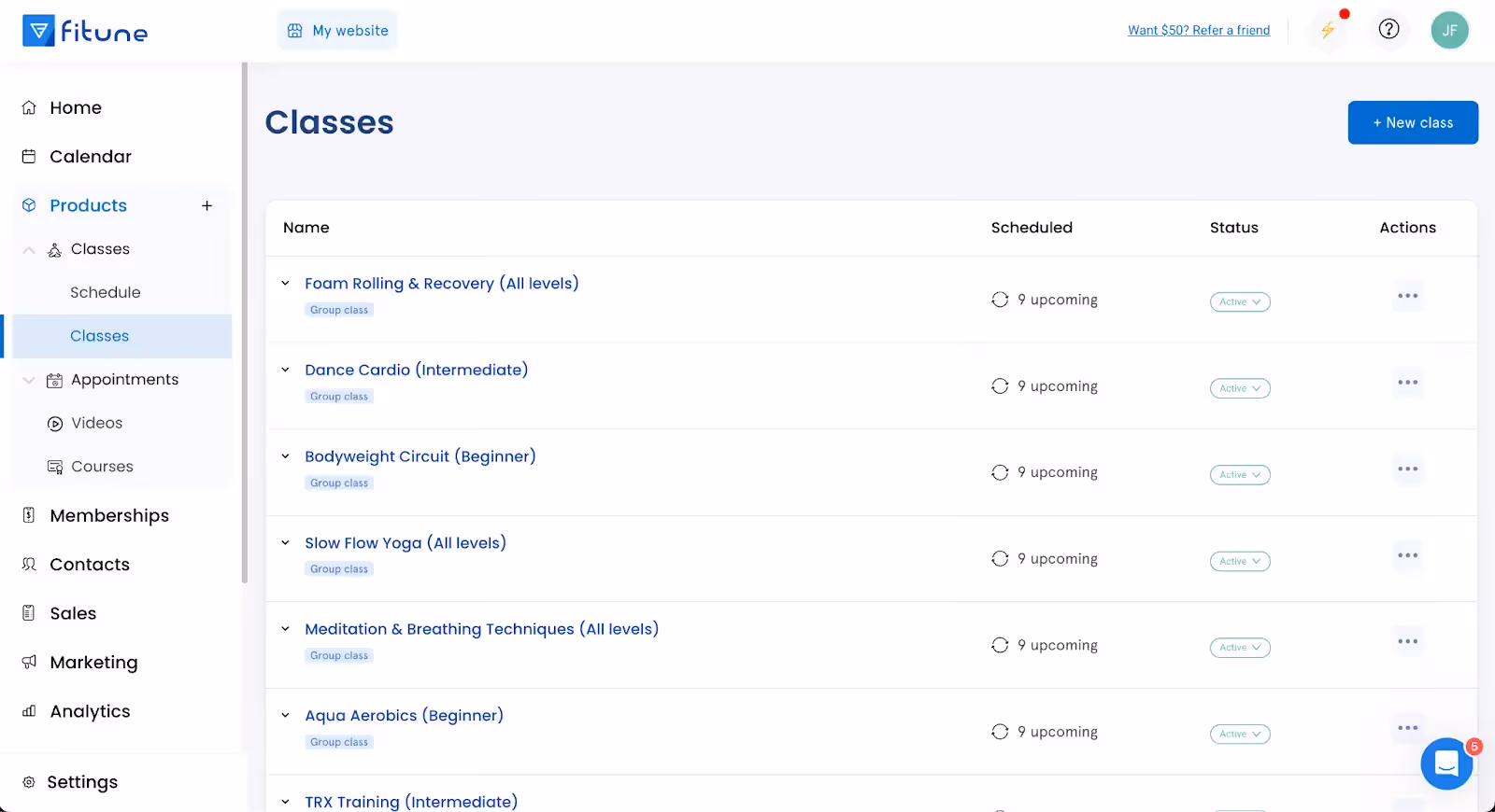  Fitune classes management screen showing a list of various fitness classes with their levels, statuses, and number of upcoming sessions.