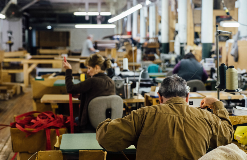 Fabricantes de ropa GAT Fashion Lab