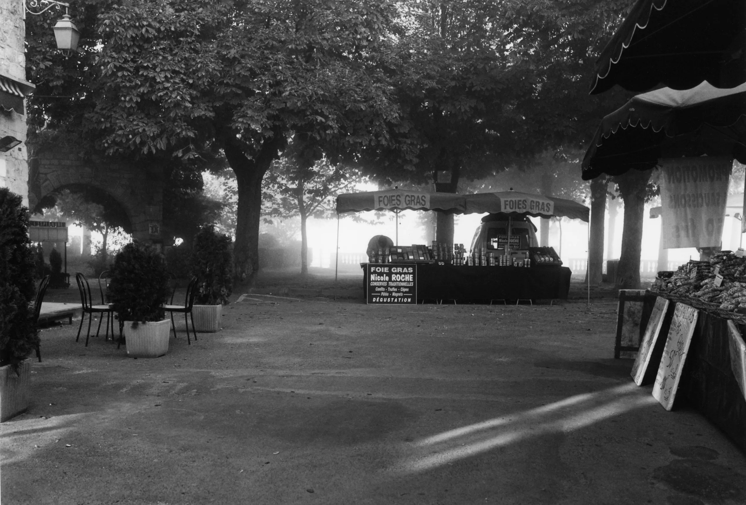 Chic white storefront for Table Du Marche in East Finchley