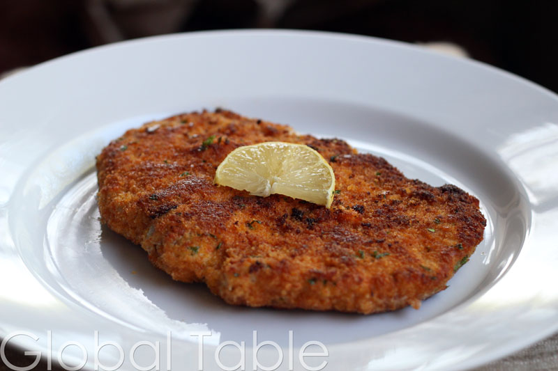 Wiener Schnitzel vom Schwein (Breaded and Fried Pork Cutlet) Recipe