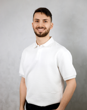 Мкртумян Янис Владимирович 