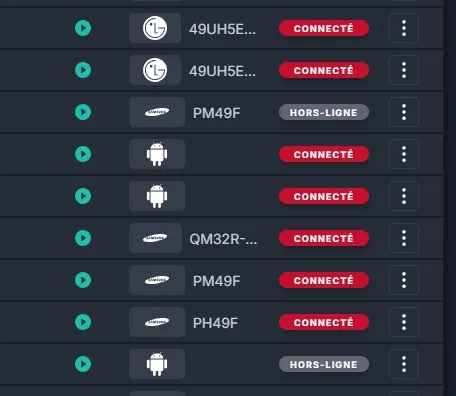 Liste d'appareils avec icônes Android et Samsung, affichant leur statut connecté en rouge ou hors-ligne en gris.