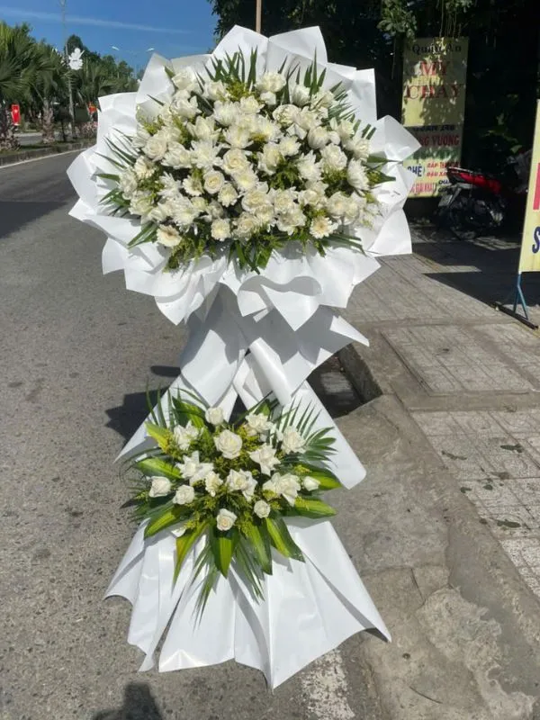 Tiễn Biệt - HCB.03