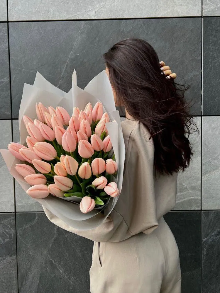 Cửa Hàng Hoa Tulip Chất Lượng Hồ Chí Minh