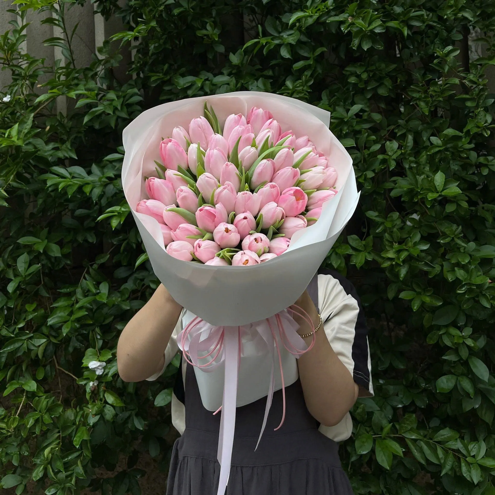 Tiệm Hoa Tulip Chất Lượng Hưng Yên