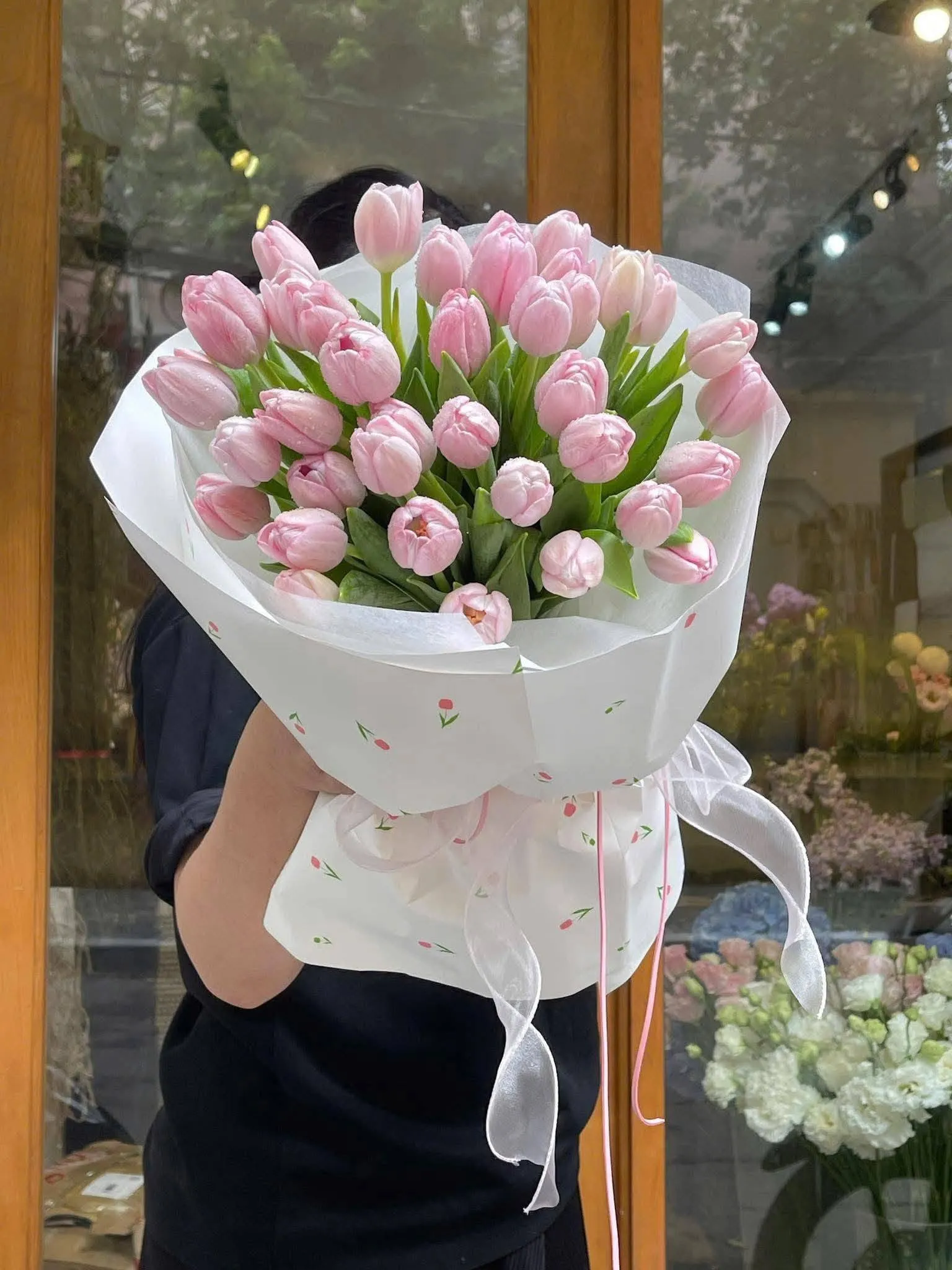 Tiệm Hoa Tulip Chất Lượng Tân Uyên, Bình Dương