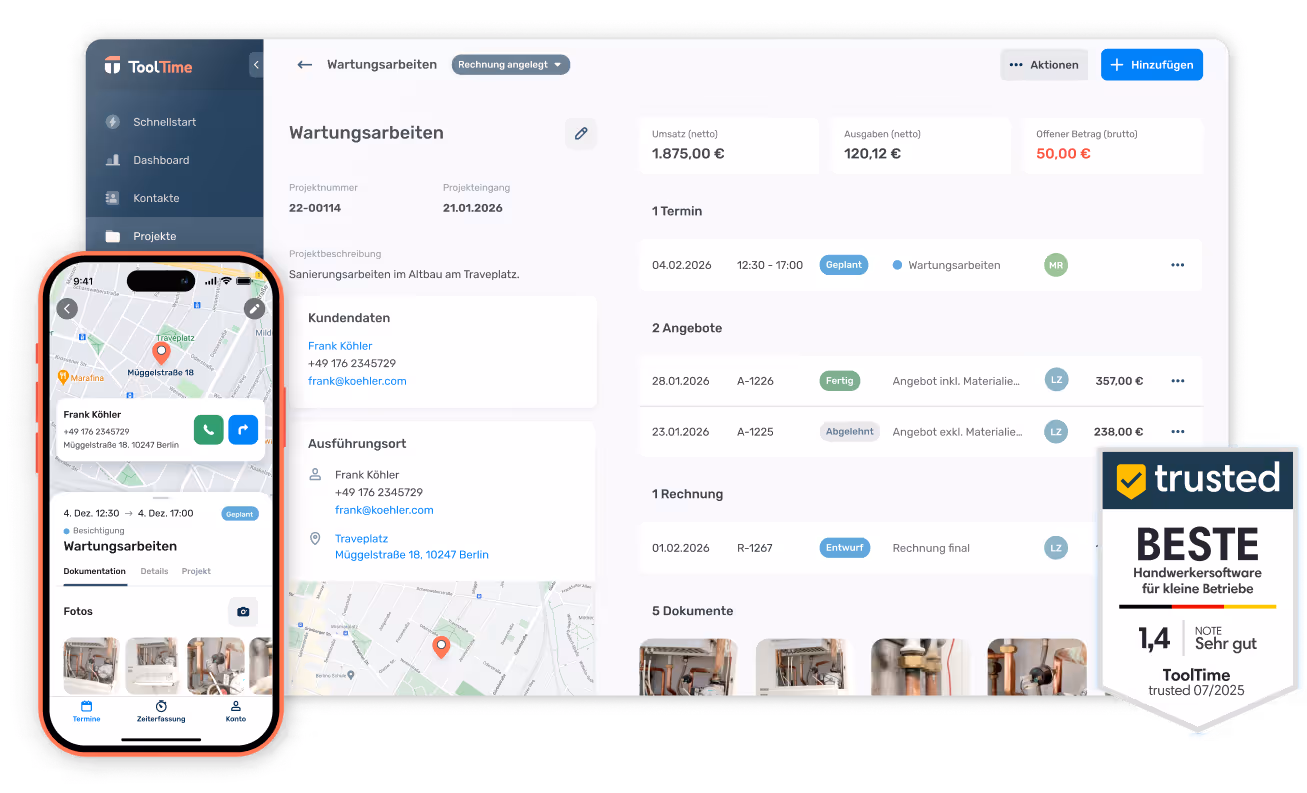 SHK-Monteur baut eine Heizung mit einer Zange aus