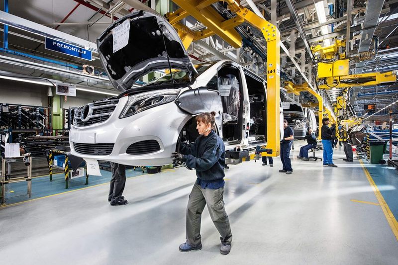 Cadena de montaje de automóviles