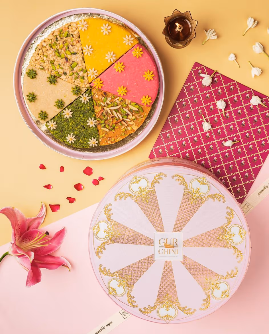 Gur Chini Mithai Cake Round Packaging Box