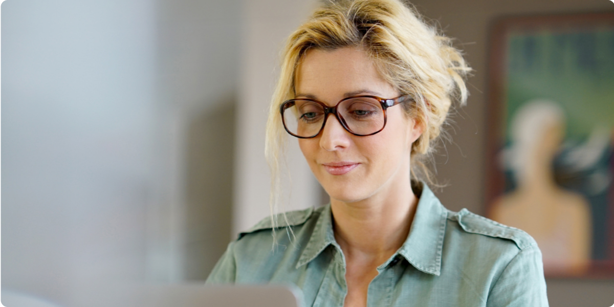 Whitepaper: Zwischenzeugnis – Anspruch, Inhalt, Muster-Vorlagen