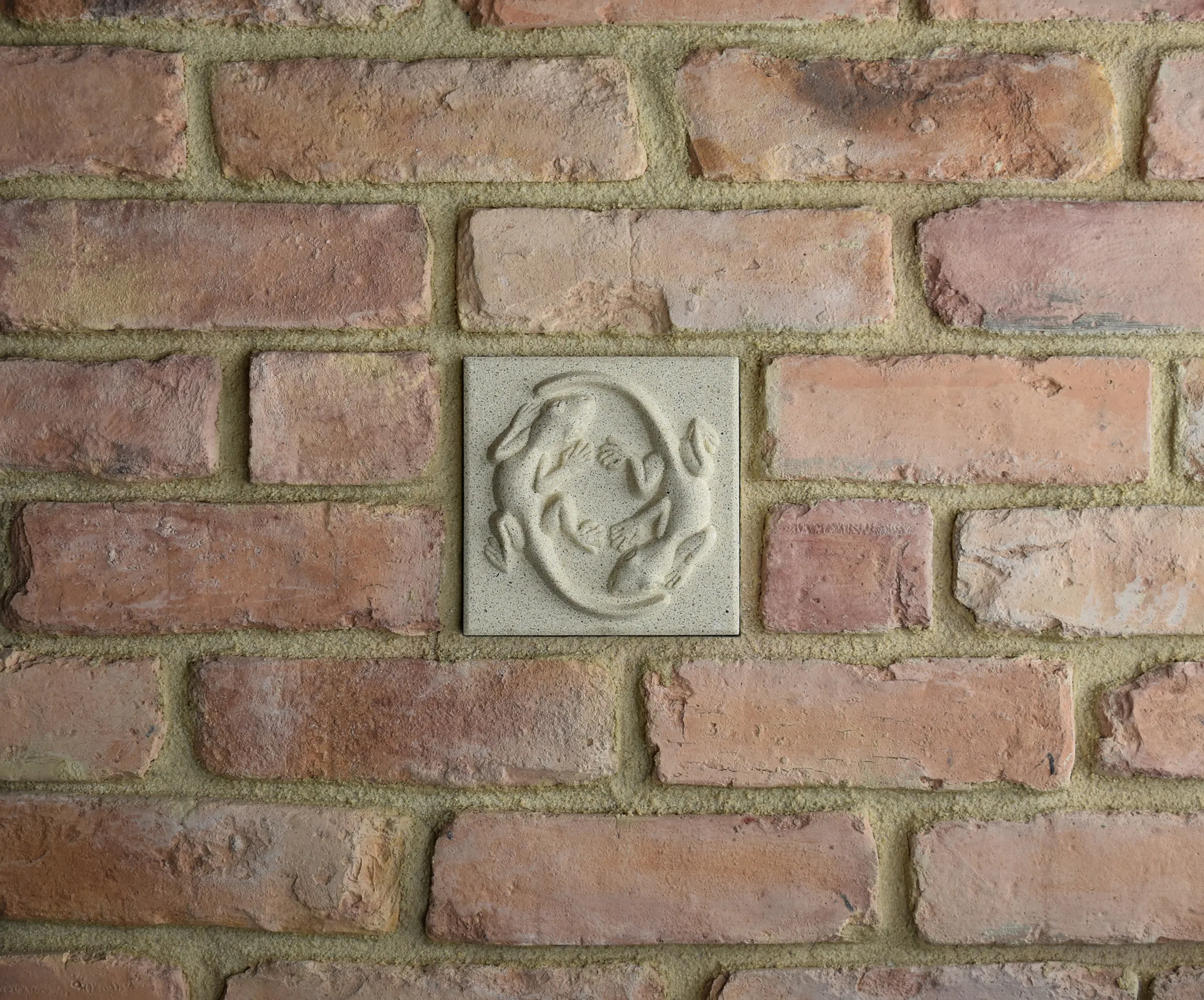 Geckos Bas-Relief Cast Stone Masonry Insert Wall Accent by Pineapple Grove Designs