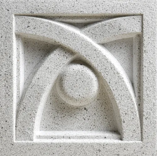 A 4 inch Arch & Ball sample medallion
