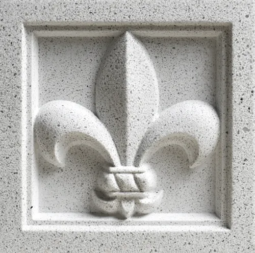 A 4 inch Fleur-de-Lis sample medallion