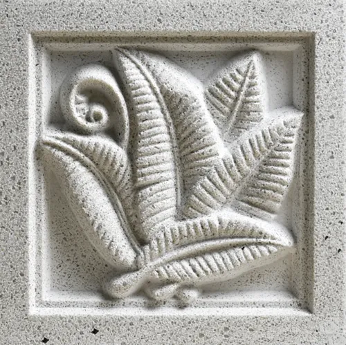 A 4 inch Fern & Fiddlehead sample medallion