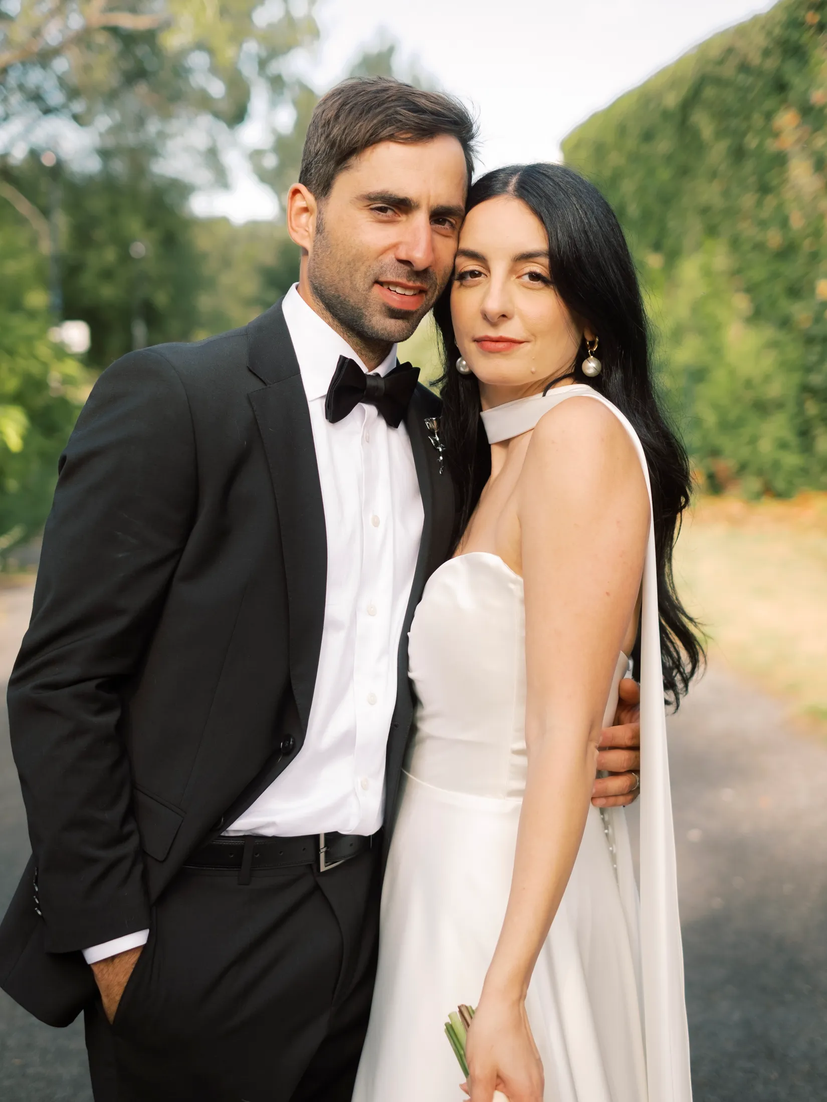 editorial montreal wedding photos with bride and groom