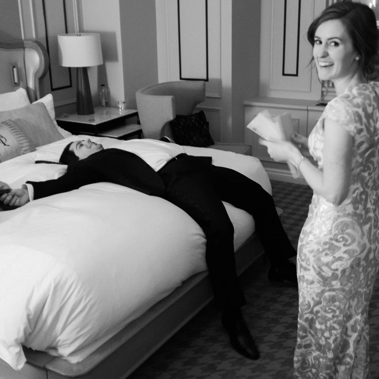 montreal elopement photoshoot downtown by Micheal Beaulieu