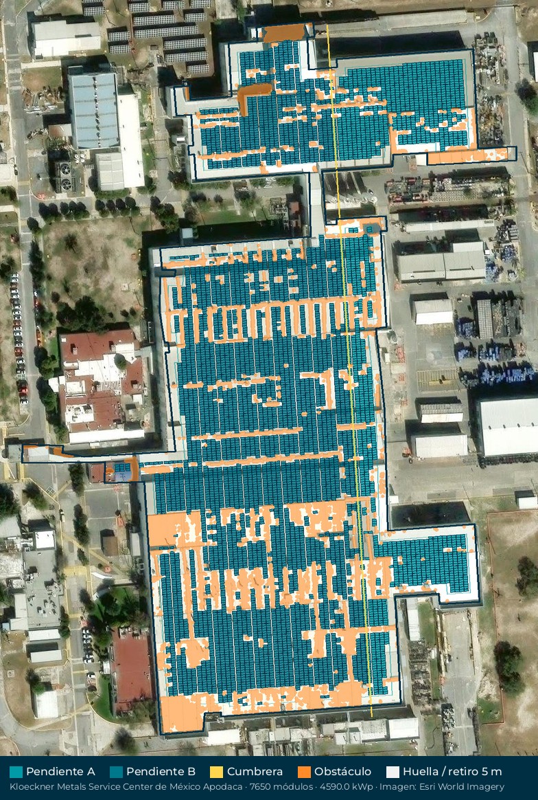 Acomodo preliminar de paneles solares en el techo de Kloeckner Metals Service Center de México