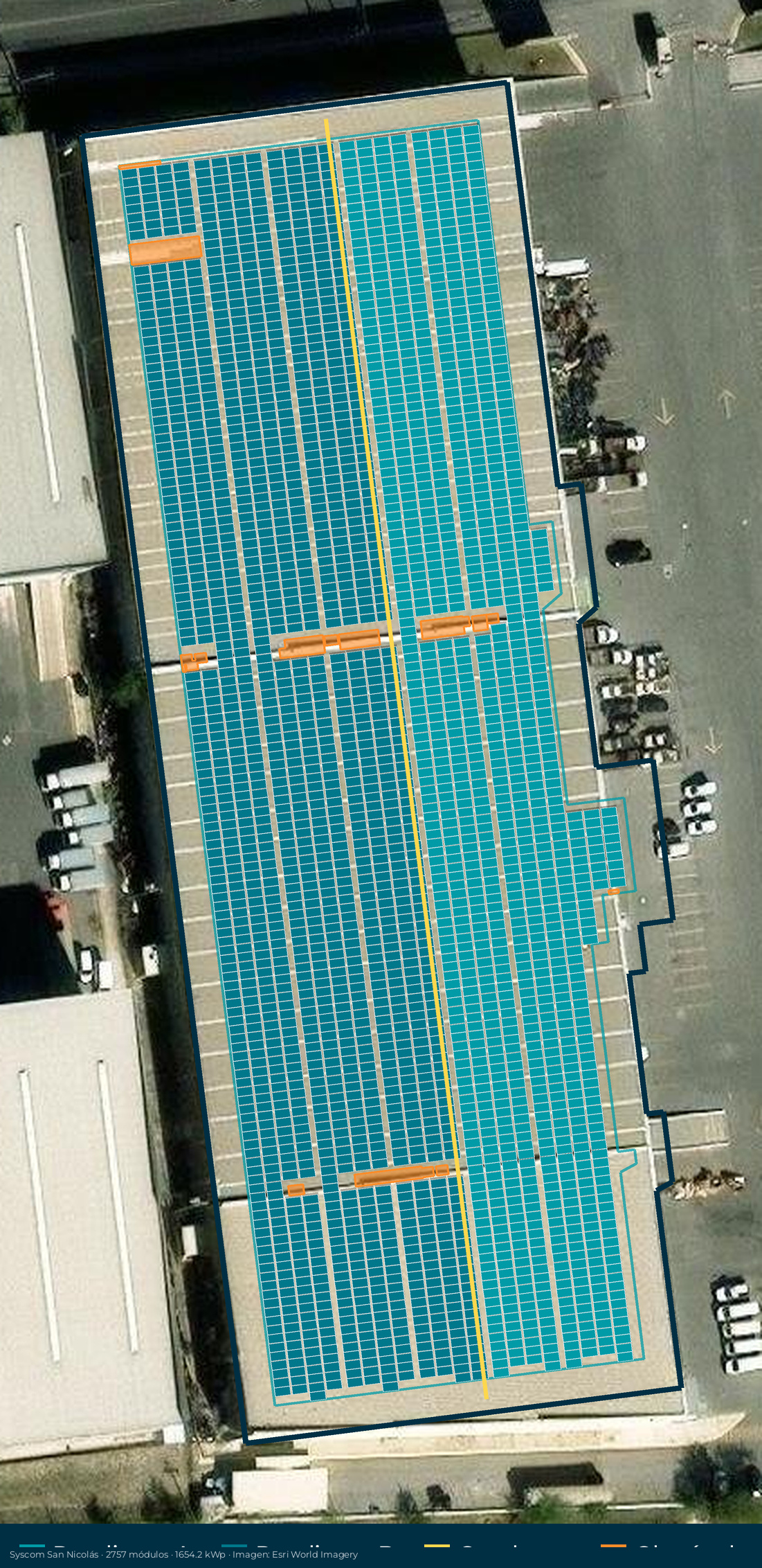 Acomodo preliminar de paneles solares en el techo de Syscom