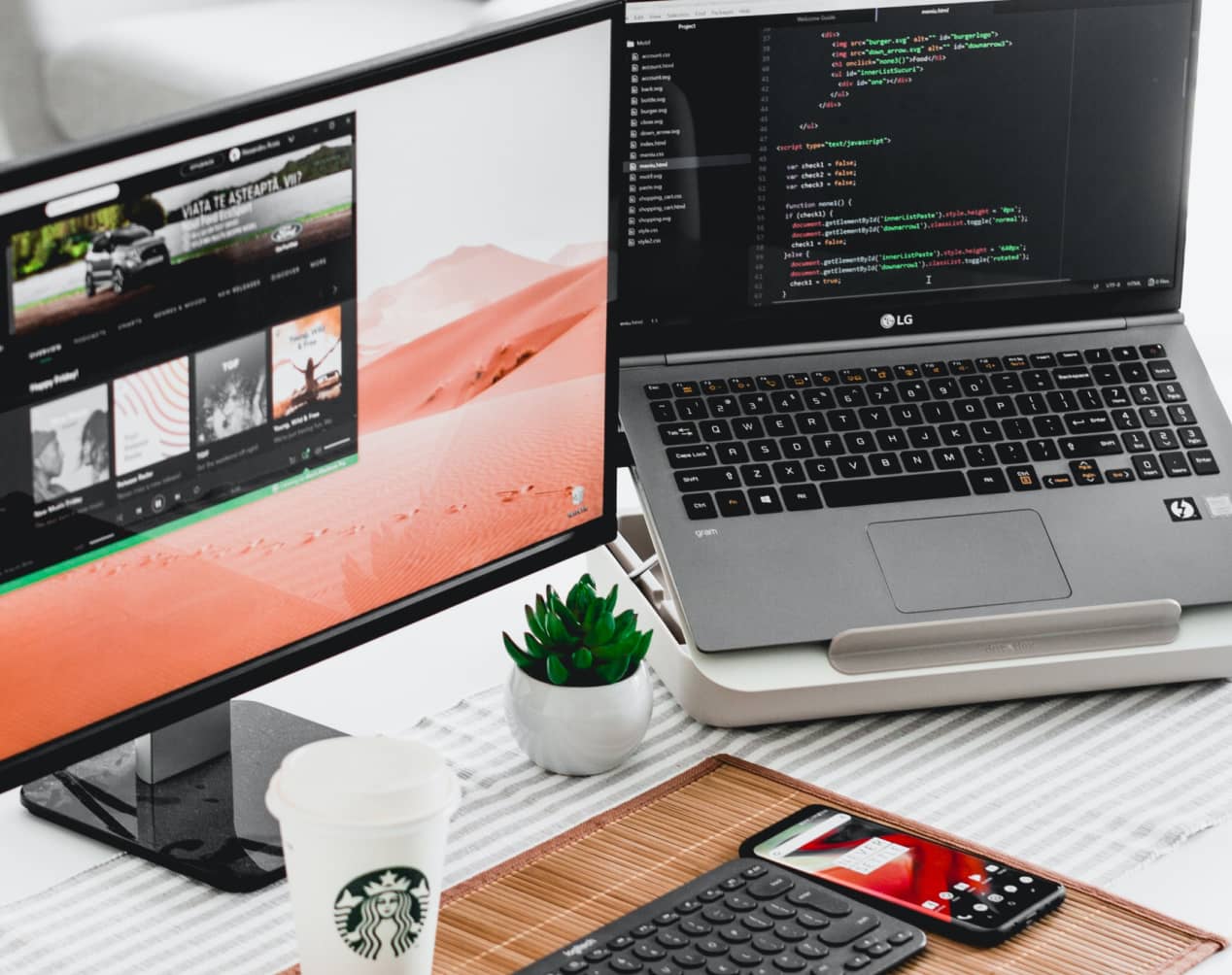 Learn How To Choose The Best Management Software - Writing X Webflow Template
