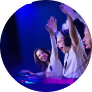 kids celebrating esports