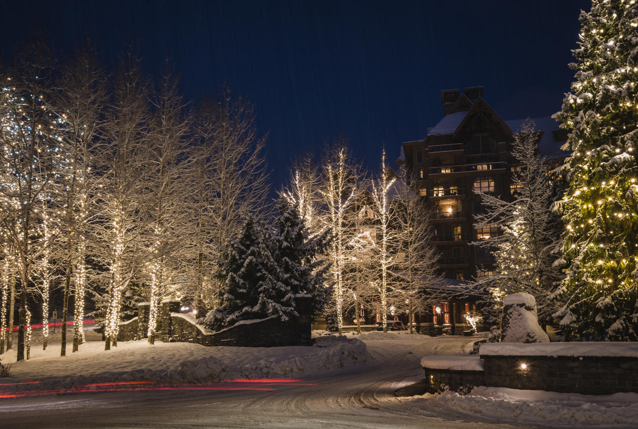 Christmas light installation in Whistler and Squamish for commercial businesses