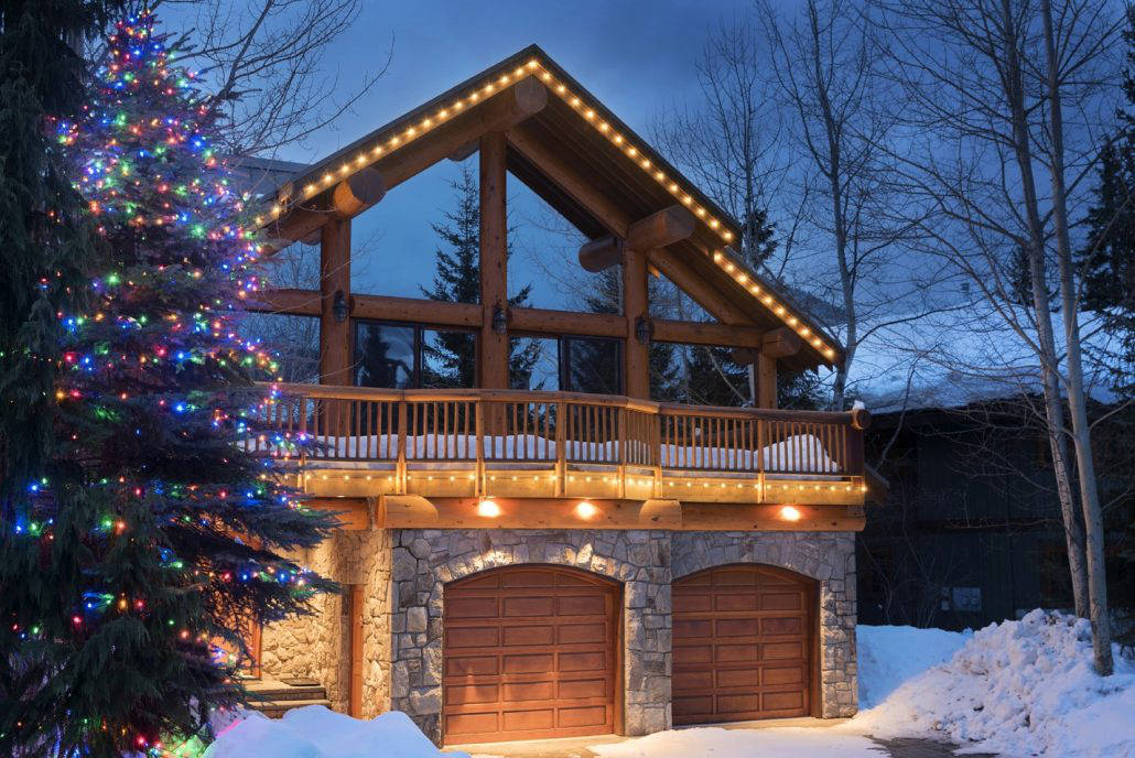 Christmas lights for residential properties in whistler and squamish