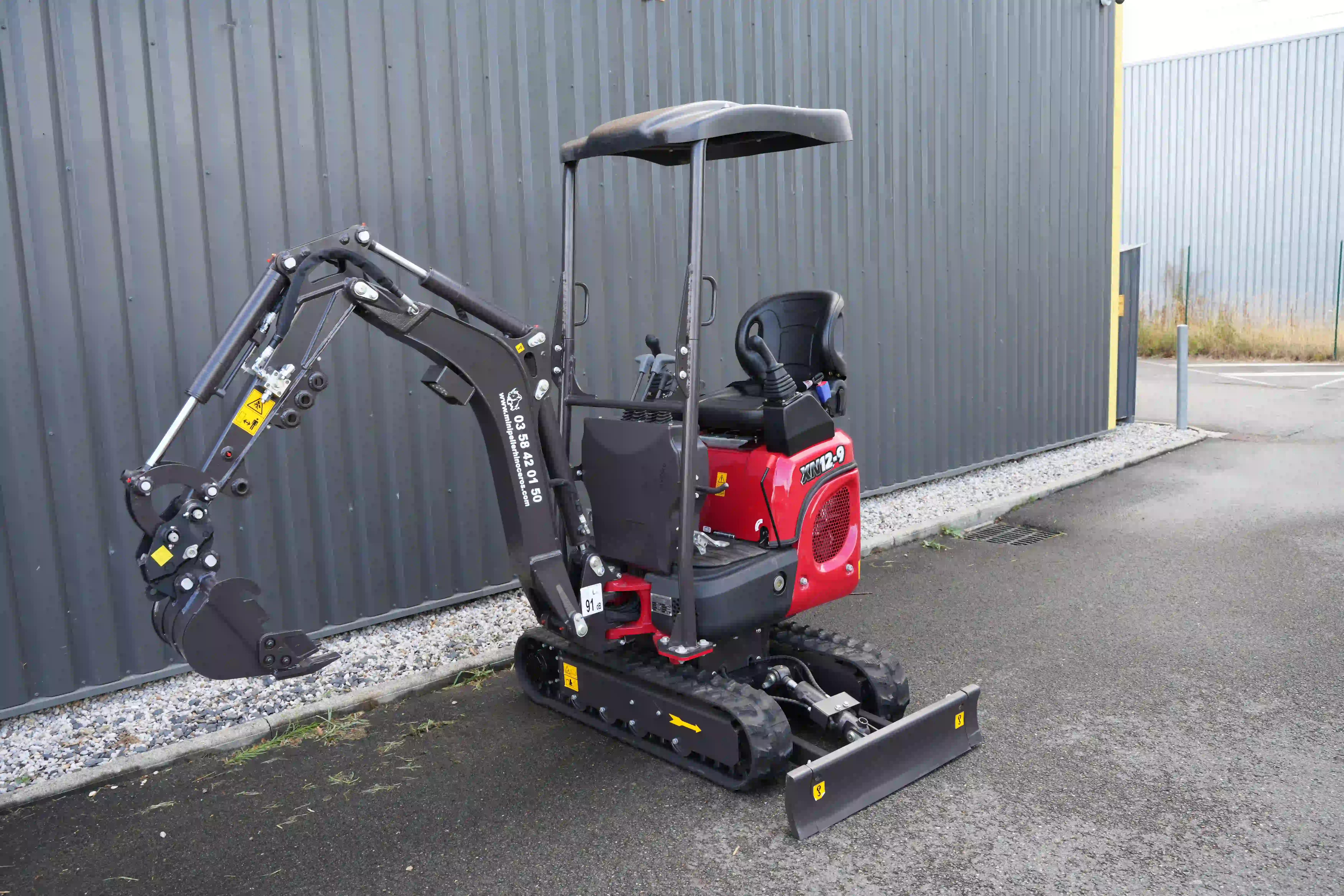 Mini Pelle XN 12-9 rotation