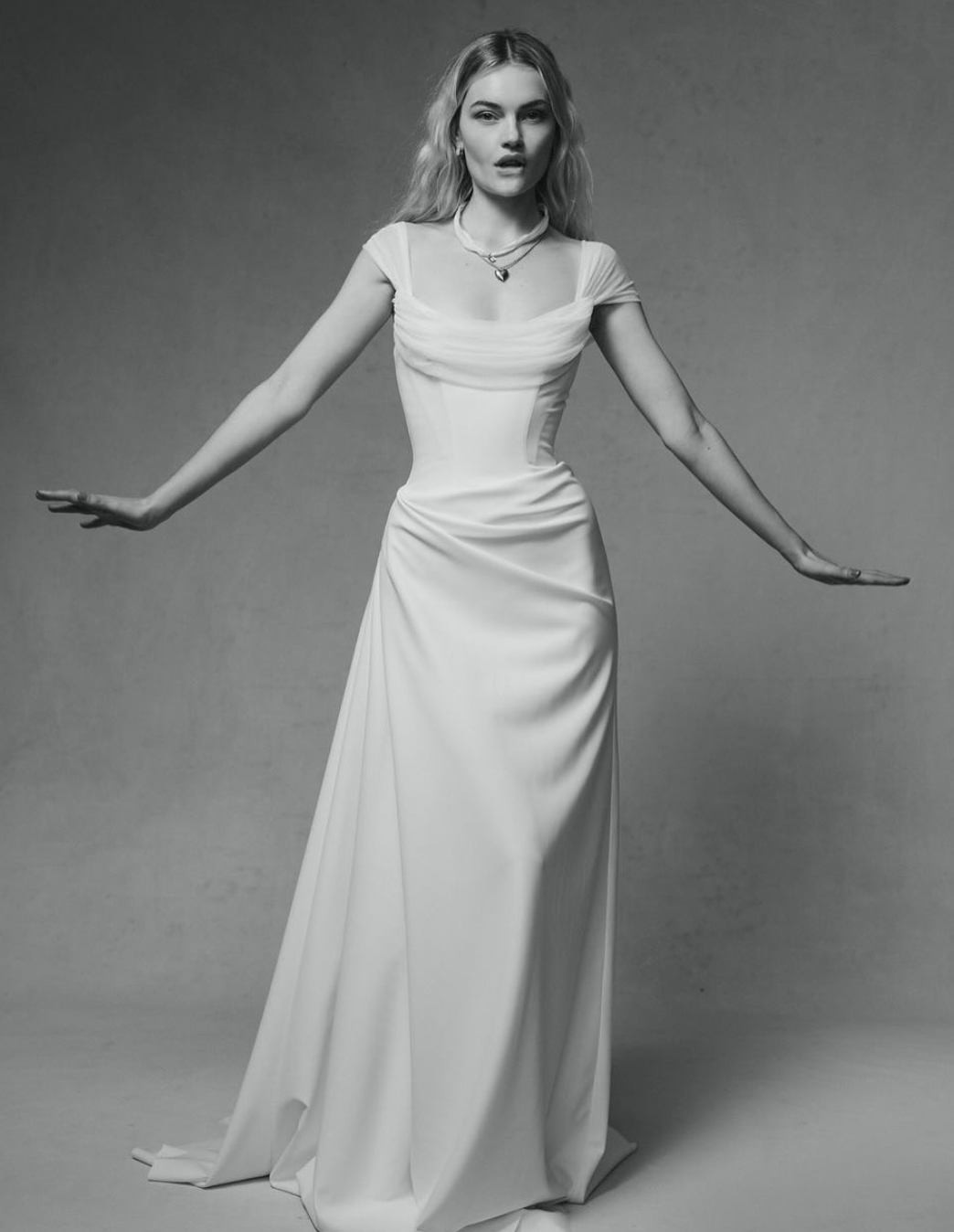 sarah seven high priestess bridalstory