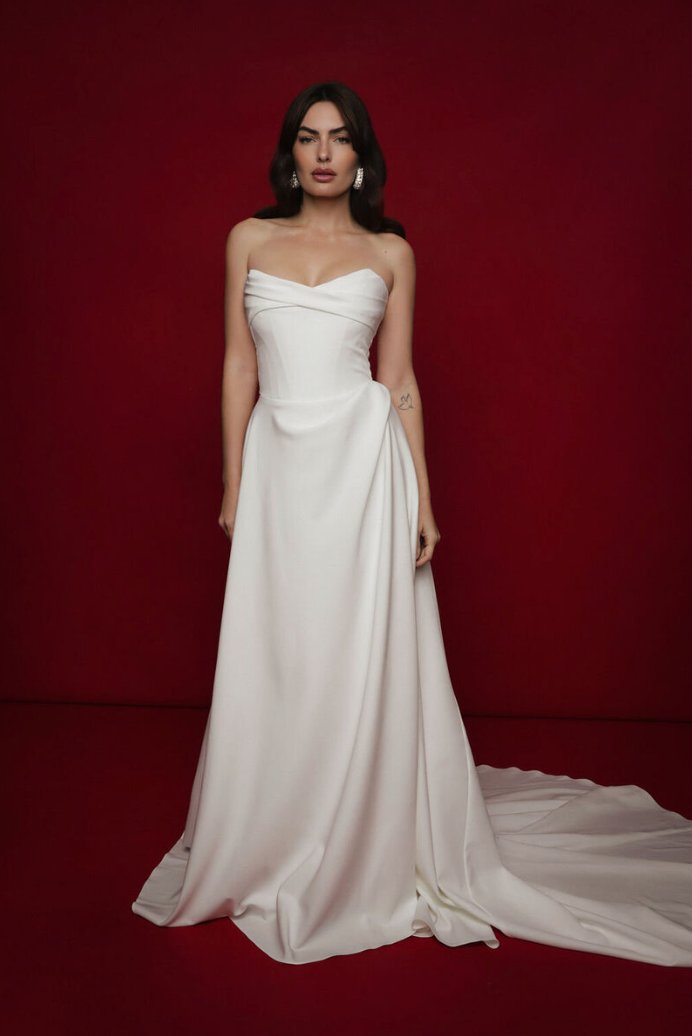 Sarah Seven Whisper bridalstory