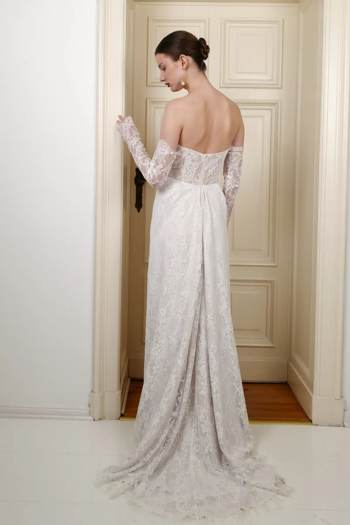 Bridalstory New classic Spitze Hochzeitskleid Corsage