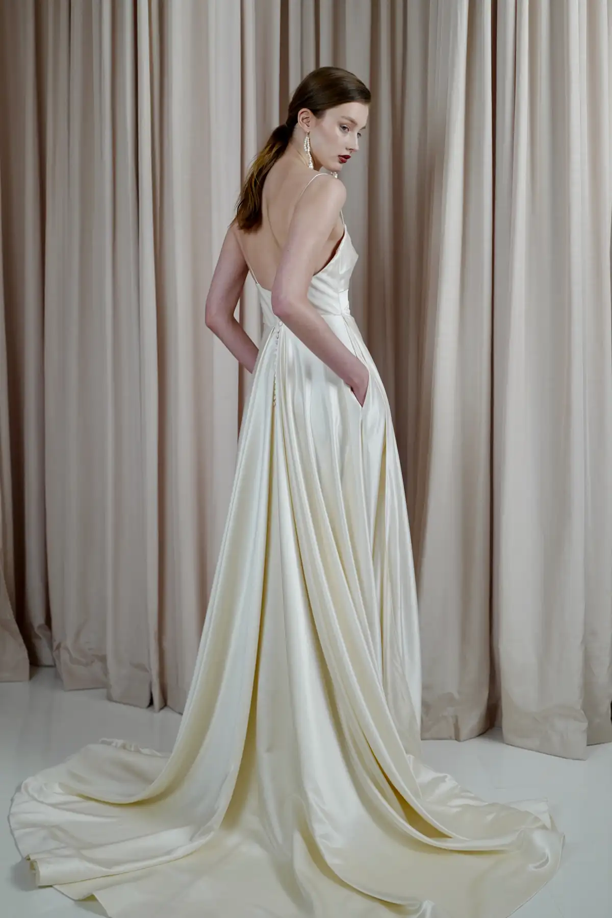 Bridalstory silk Edition iris Kleid a Linie corsage Seide rückenfrei