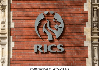 RICS Reports “Steady” Market as Buyer Demand Turns Positive