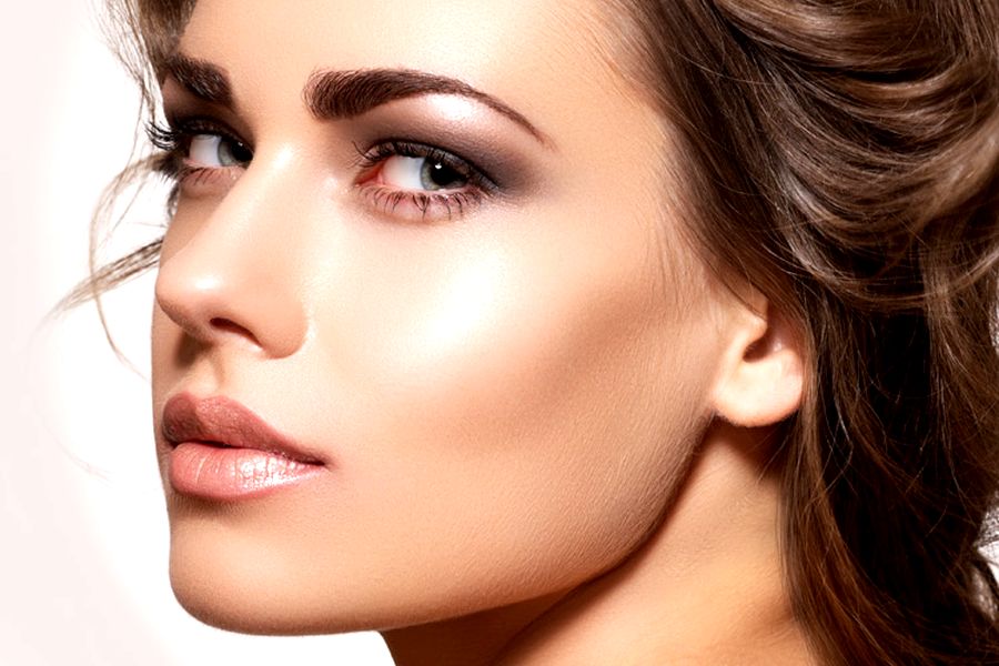 O teu lindo rosto, o teu bonito olhar, será para mim um desgosto, deles não me aproximar...