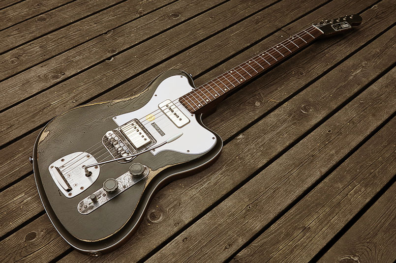 Vuorensaku Guitars -kitara