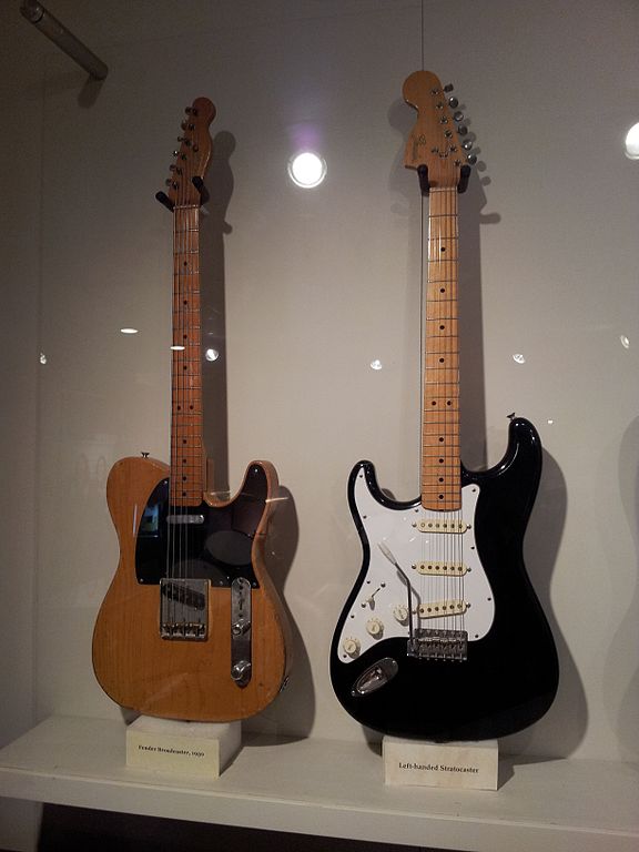 Vasenkätinen Fender Stratocaster