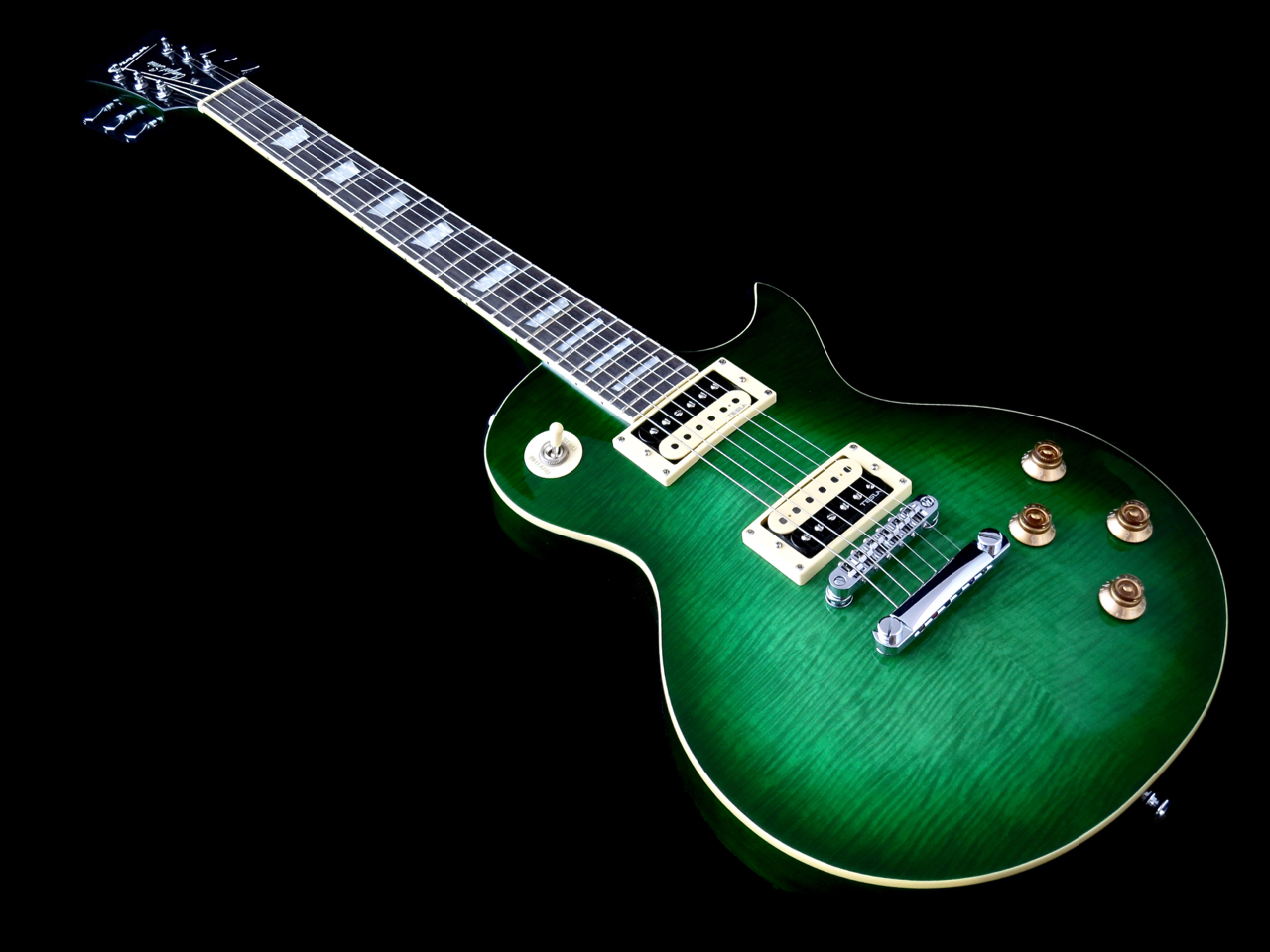 Green LP Standard Tesla VR-60 -sähkökitara kokonaisuudessaan
