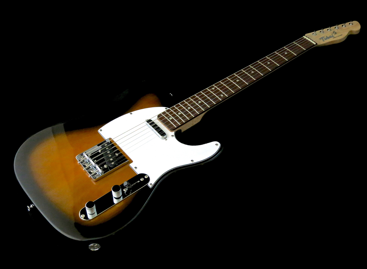 Tokai ATE-33C:n vintagetalla ja TE-Vintage Mark III -mikrofonit