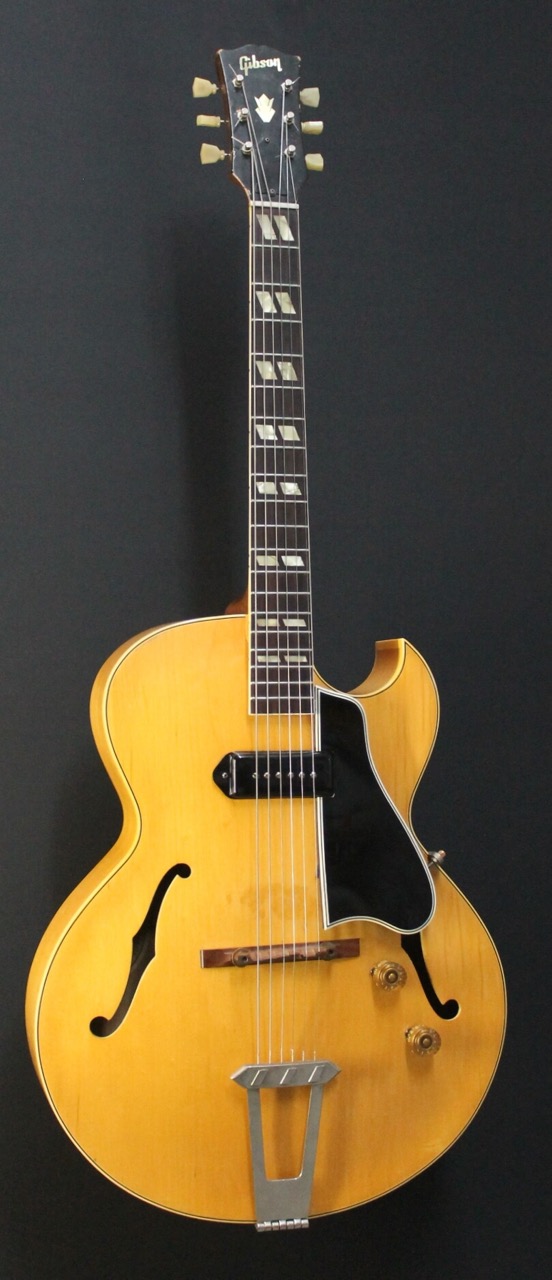 Gibson ES-175 vuodelta 1952