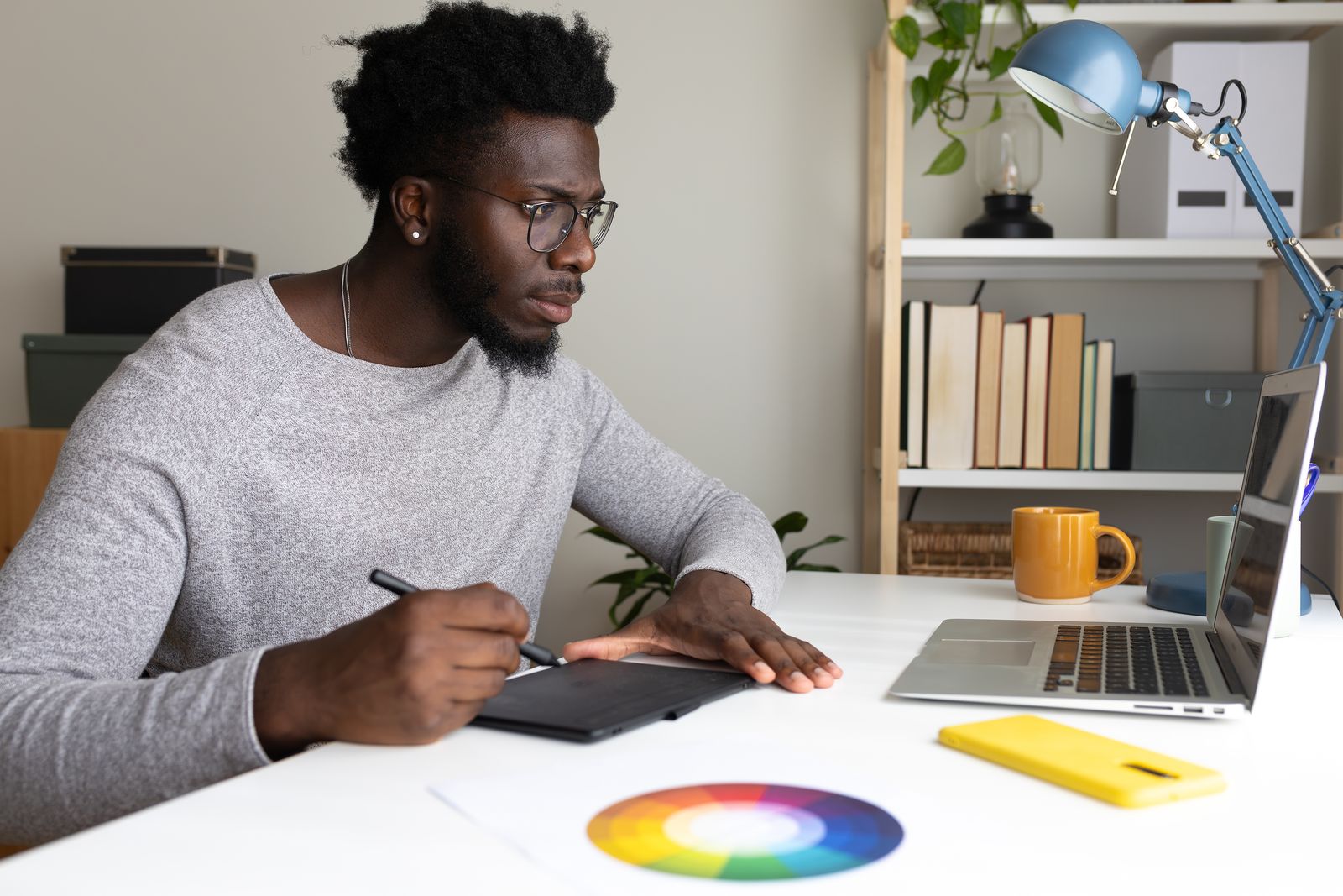 8 Clear Signs It’s Time to Drop a Freelance Client and Move On