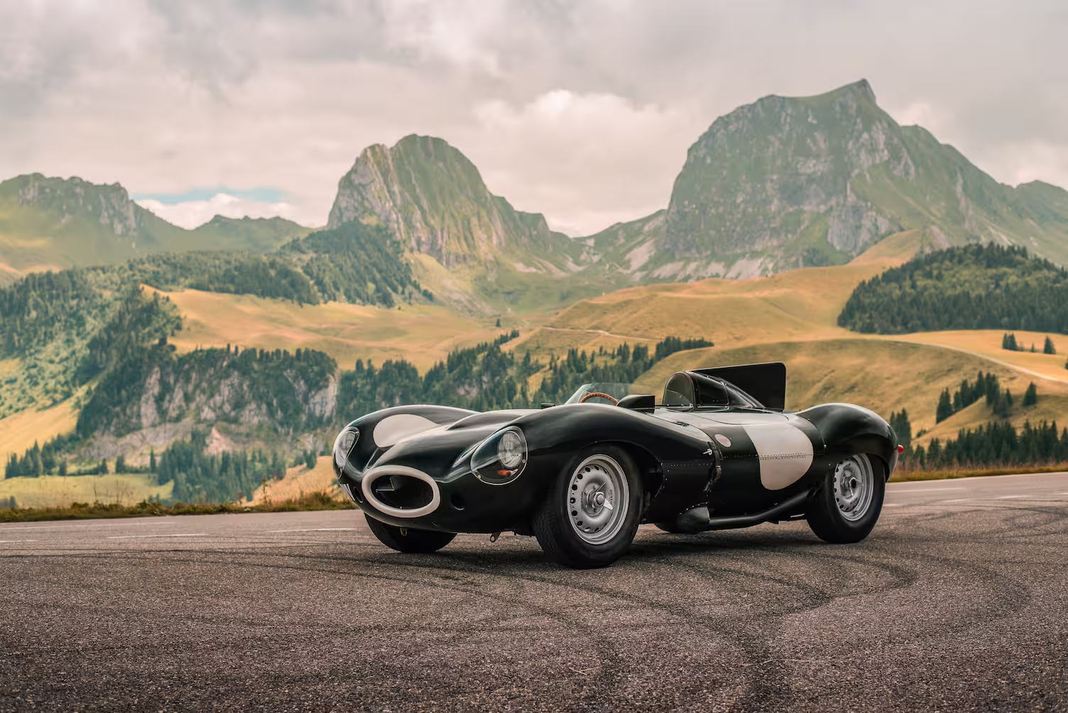 Jaguar D-Type XKD 551