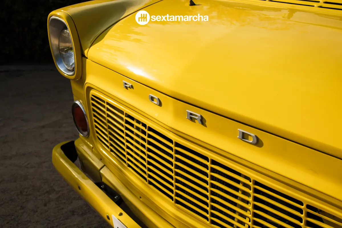 Frontal Ford Transit Mk1