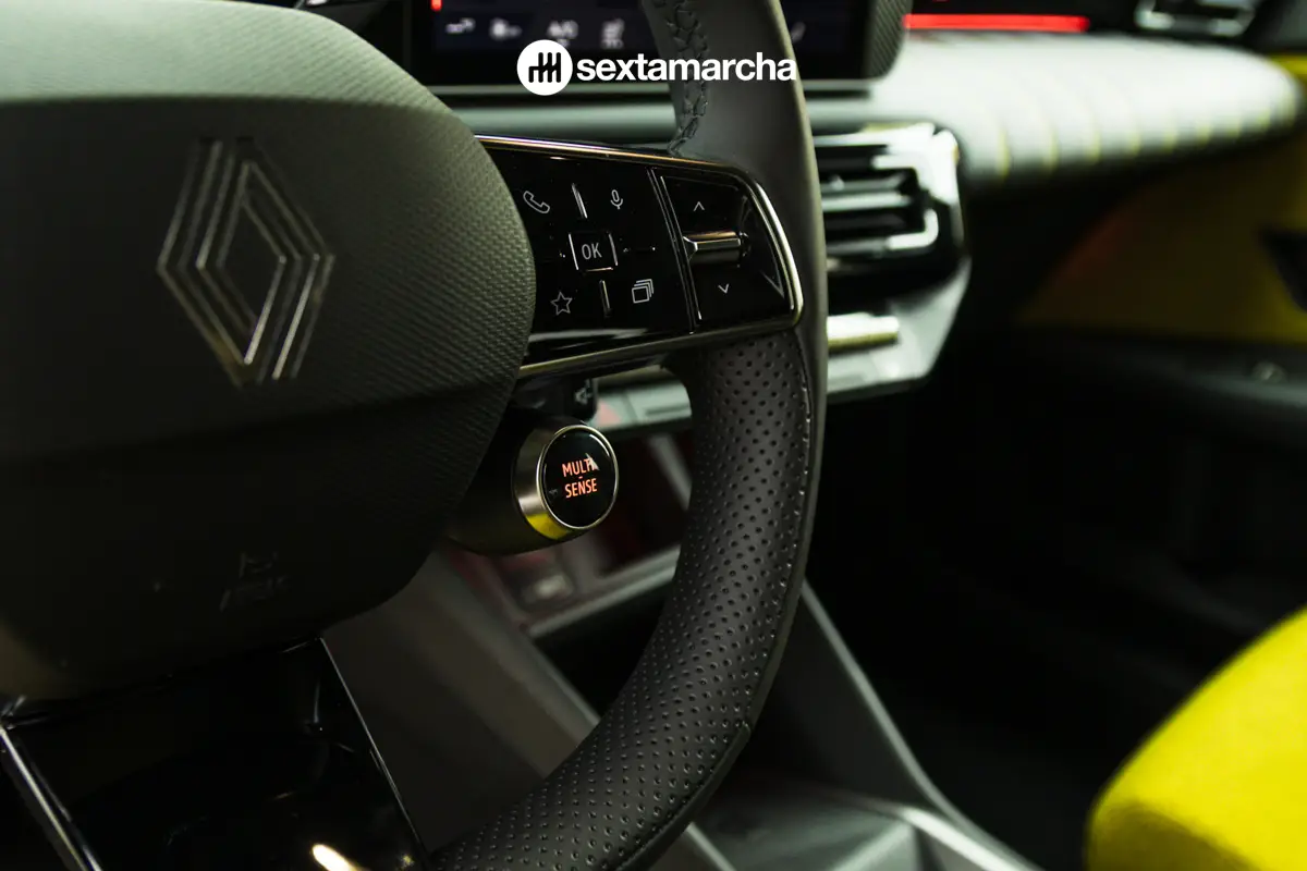 Mandos volante Renault 5 e-Tech