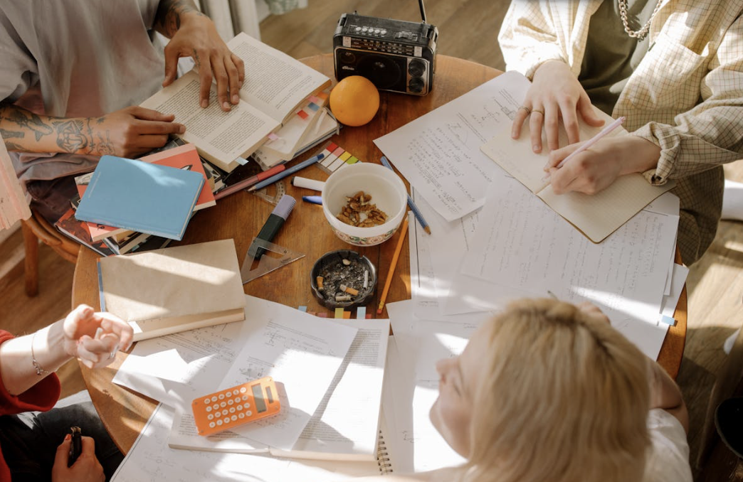 group of students having an effective study session after powering up their cognitive abilities with nootropics