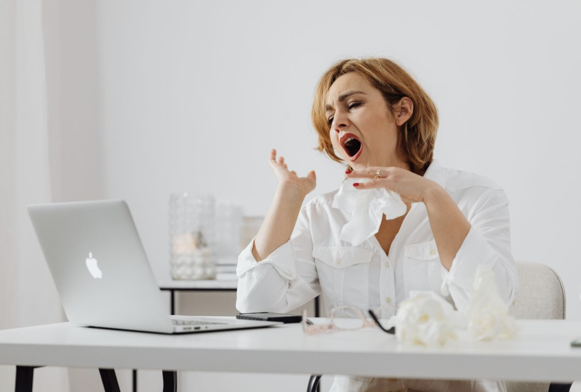 woman with symptoms of zing deficiency