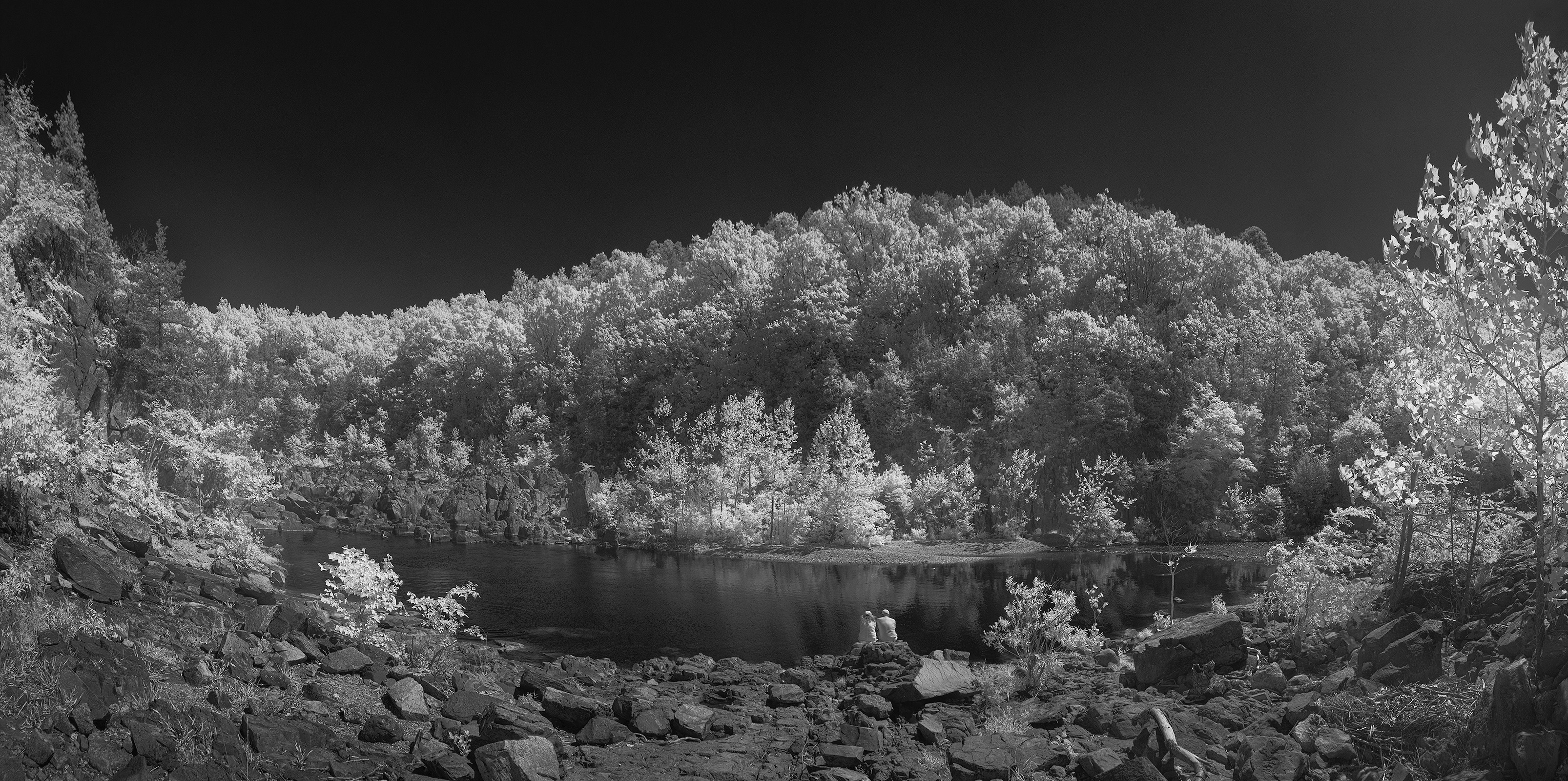 An Infrared Spring Through an 850nm Filter