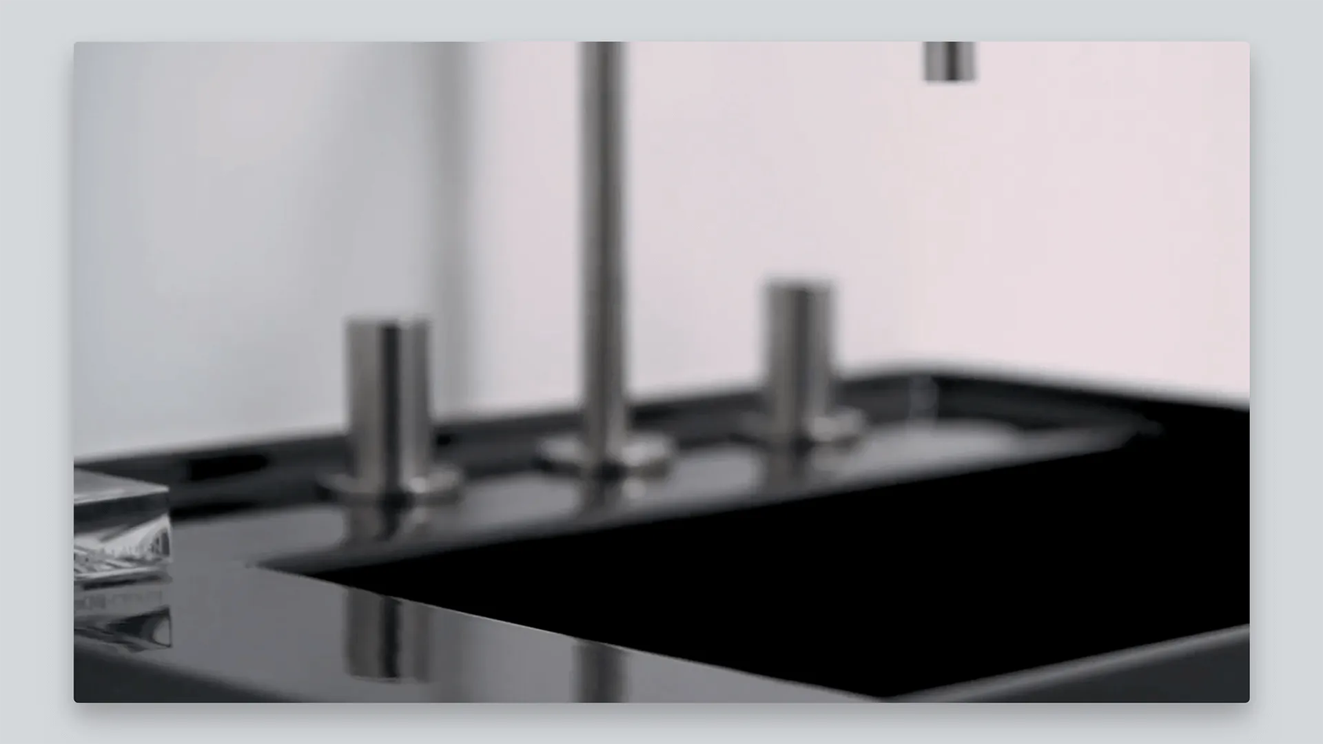 Screenshot of the LAUFEN film
